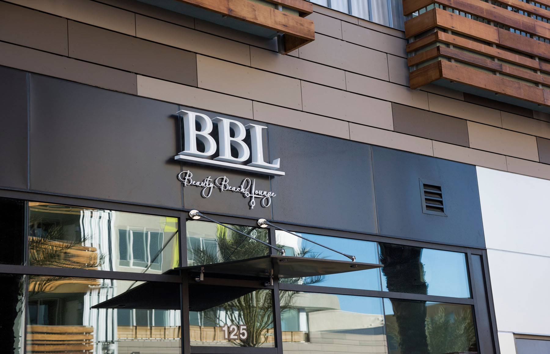 Playa Vista Beauty Spots to Check Out