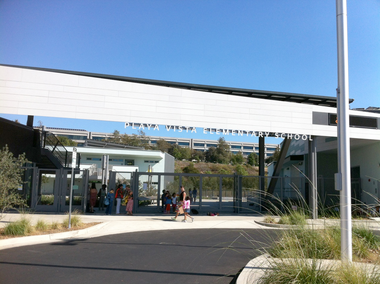 playa-vista-elementary-entrance